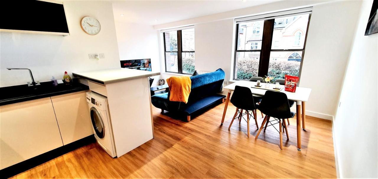 Cliftonville Heights - 2 Bed Home Away From Home นอร์ทแธมป์ตัน ภายนอก รูปภาพ